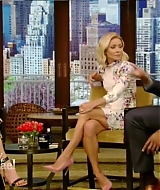 LivewithKelly-05-12-2016-130.jpg