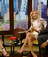 LivewithKelly-05-12-2016-171.jpg