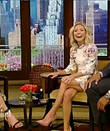 LivewithKelly-05-12-2016-179.jpg