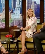 LivewithKelly-05-12-2016-195.jpg